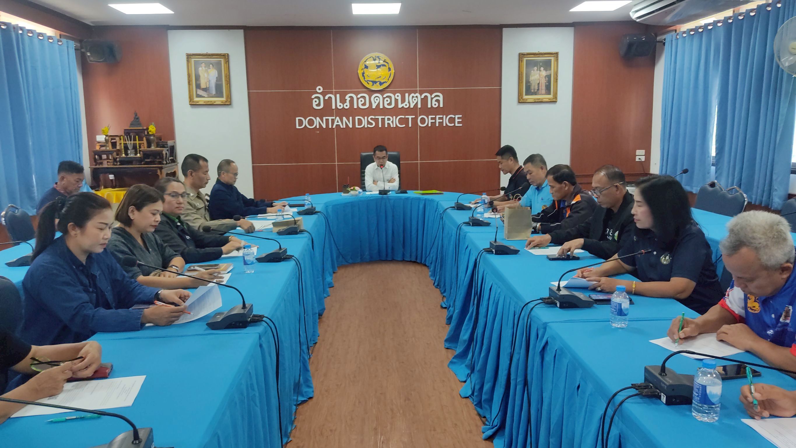 อำเภอดอนตาล ประชุมส่งเสริมการบูรณาการกลไกการขับเคลื่อนการขจัดความยากจนระดับอำเภอ